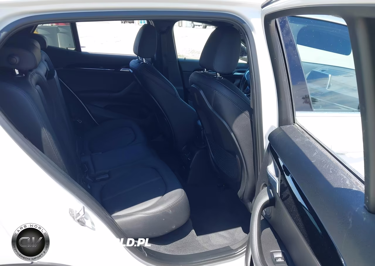 2018 BMW X2 Sdrive28I VIN:WBXYJ3C30JEJ91241 - 8