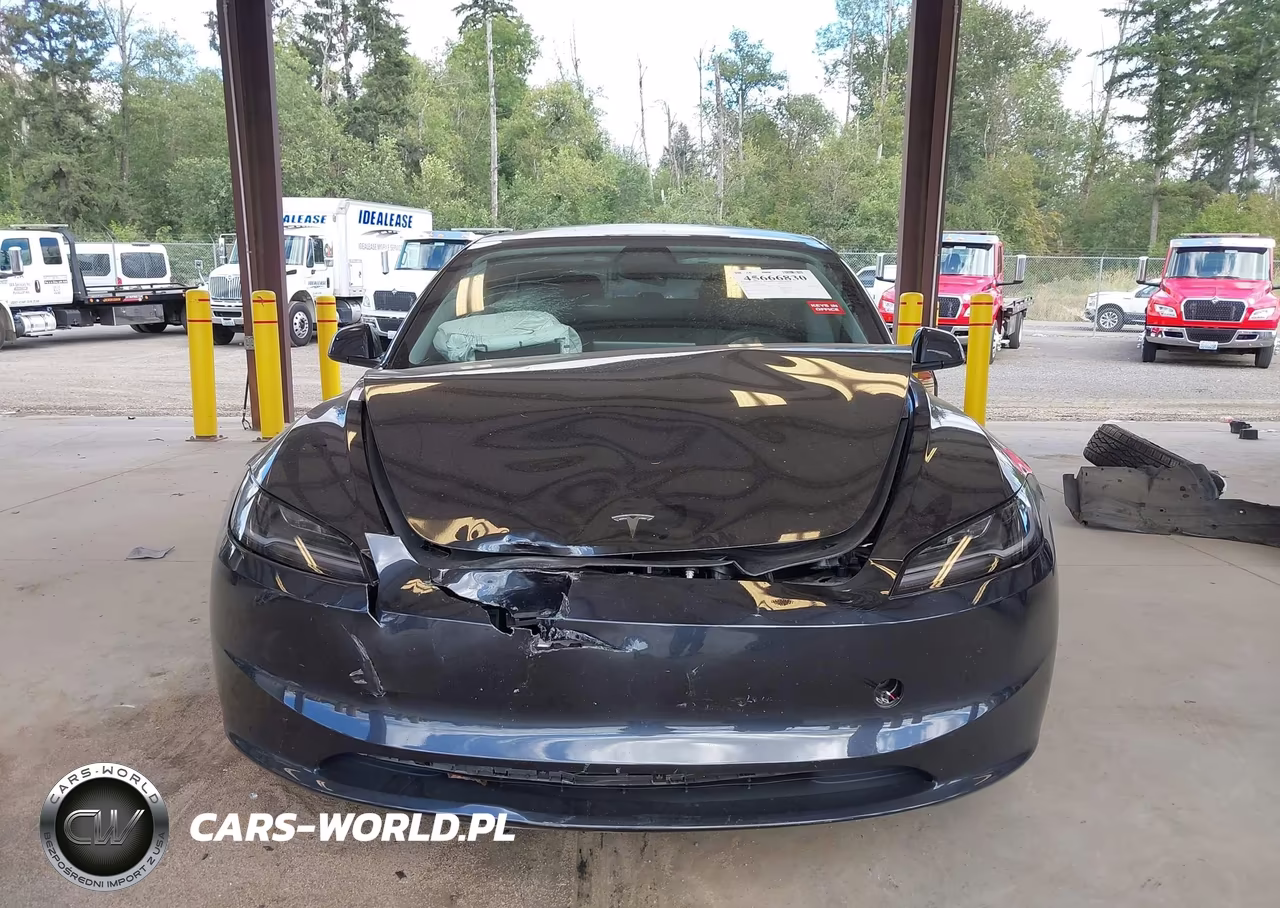 2025 Tesla Model 3 Long Range All-Wheel Drive VIN:5YJ3E1EB1SF885084 - 11