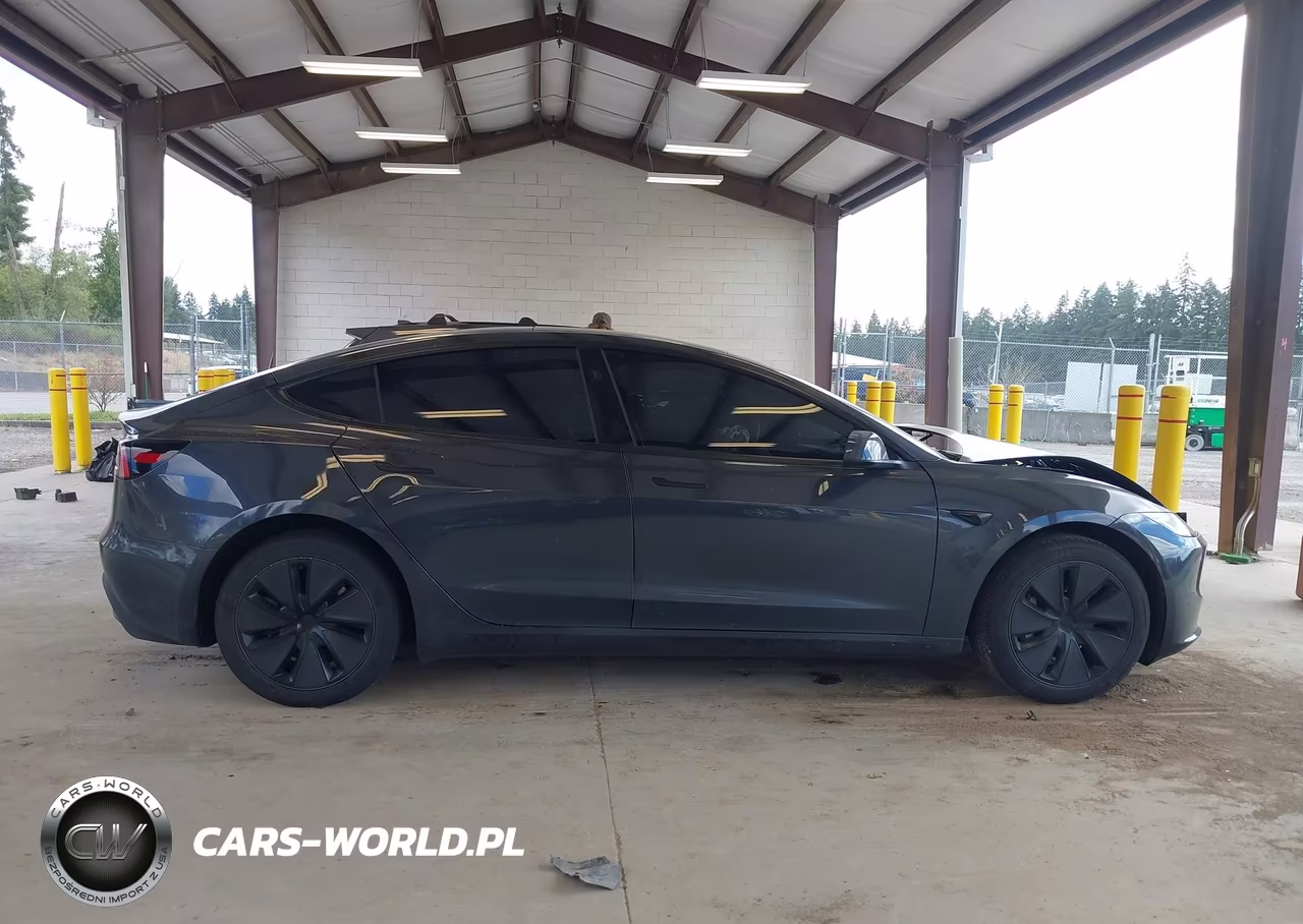2025 Tesla Model 3 Long Range All-Wheel Drive VIN:5YJ3E1EB1SF885084 - 12