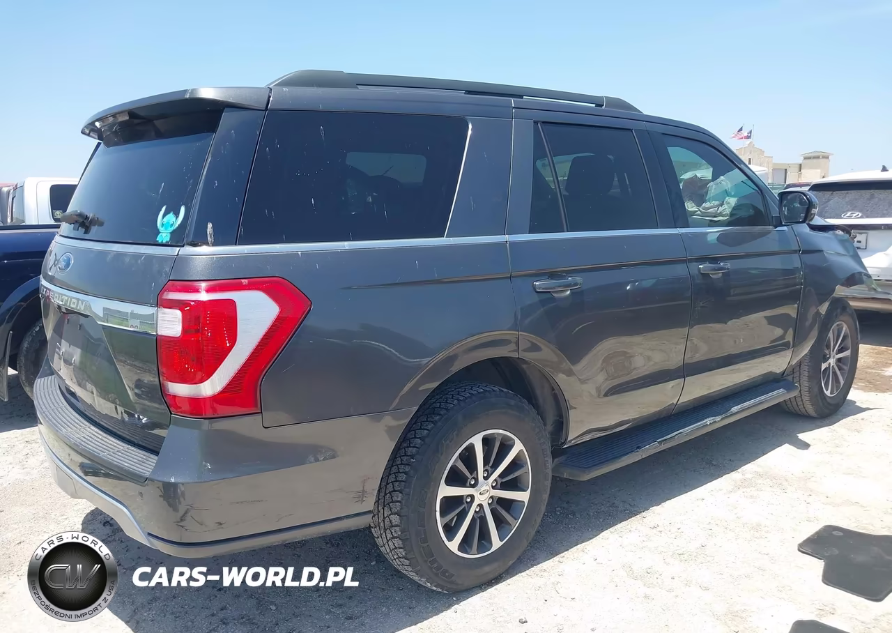 2019 Ford Expedition Xlt VIN:1FMJU1HT3KEA08799 - 4