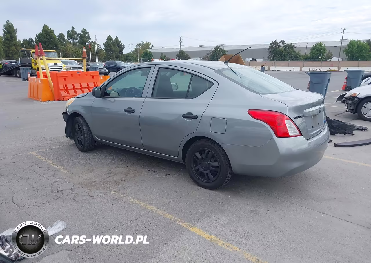2013 Nissan Versa 1.6 S VIN:3N1CN7AP7DL852652 - 3