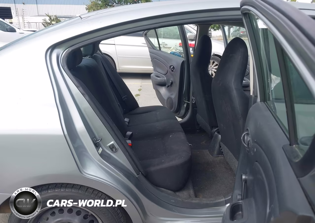 2013 Nissan Versa 1.6 S VIN:3N1CN7AP7DL852652 - 8