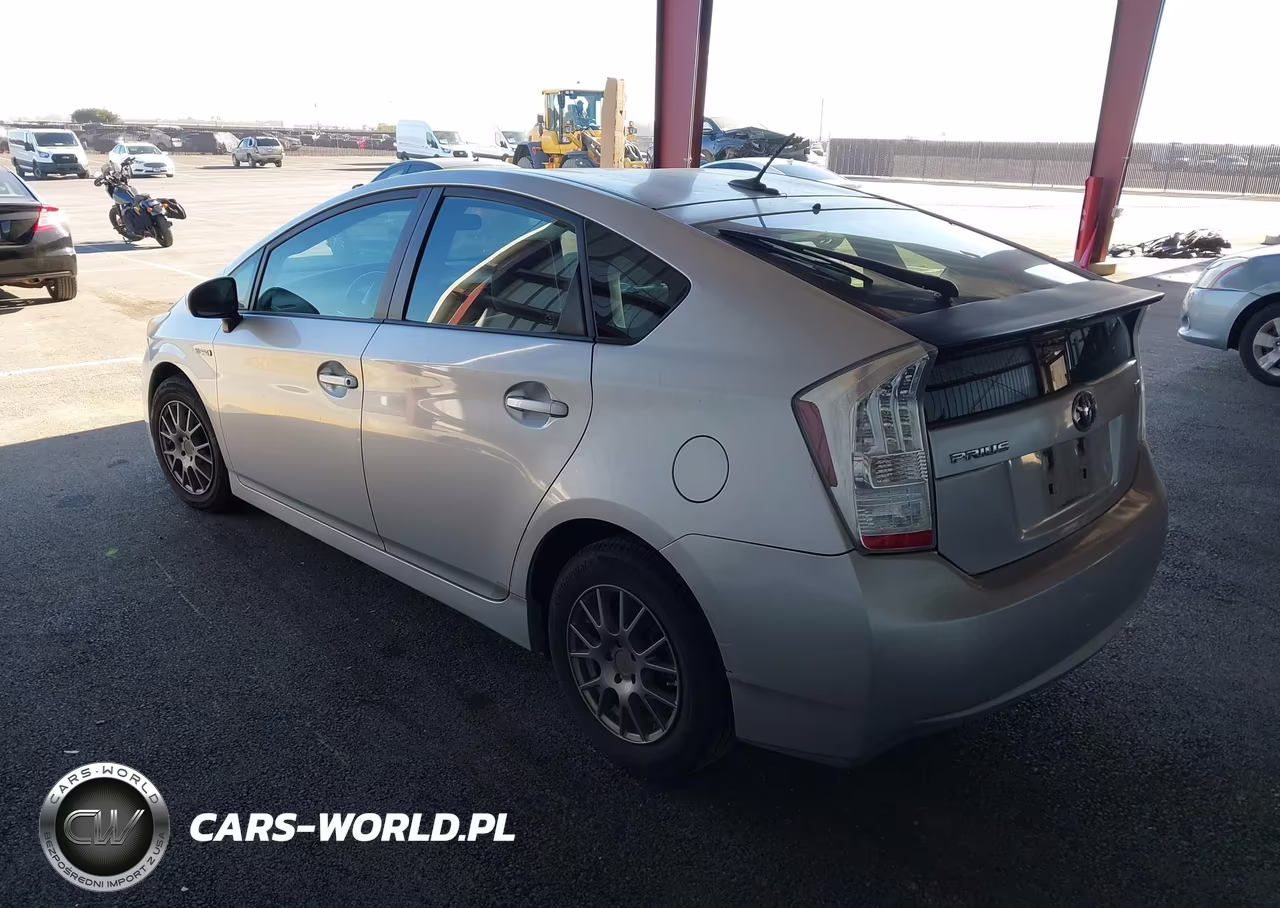 2011 Toyota Prius Two VIN:JTDKN3DU5B5248887 - 3