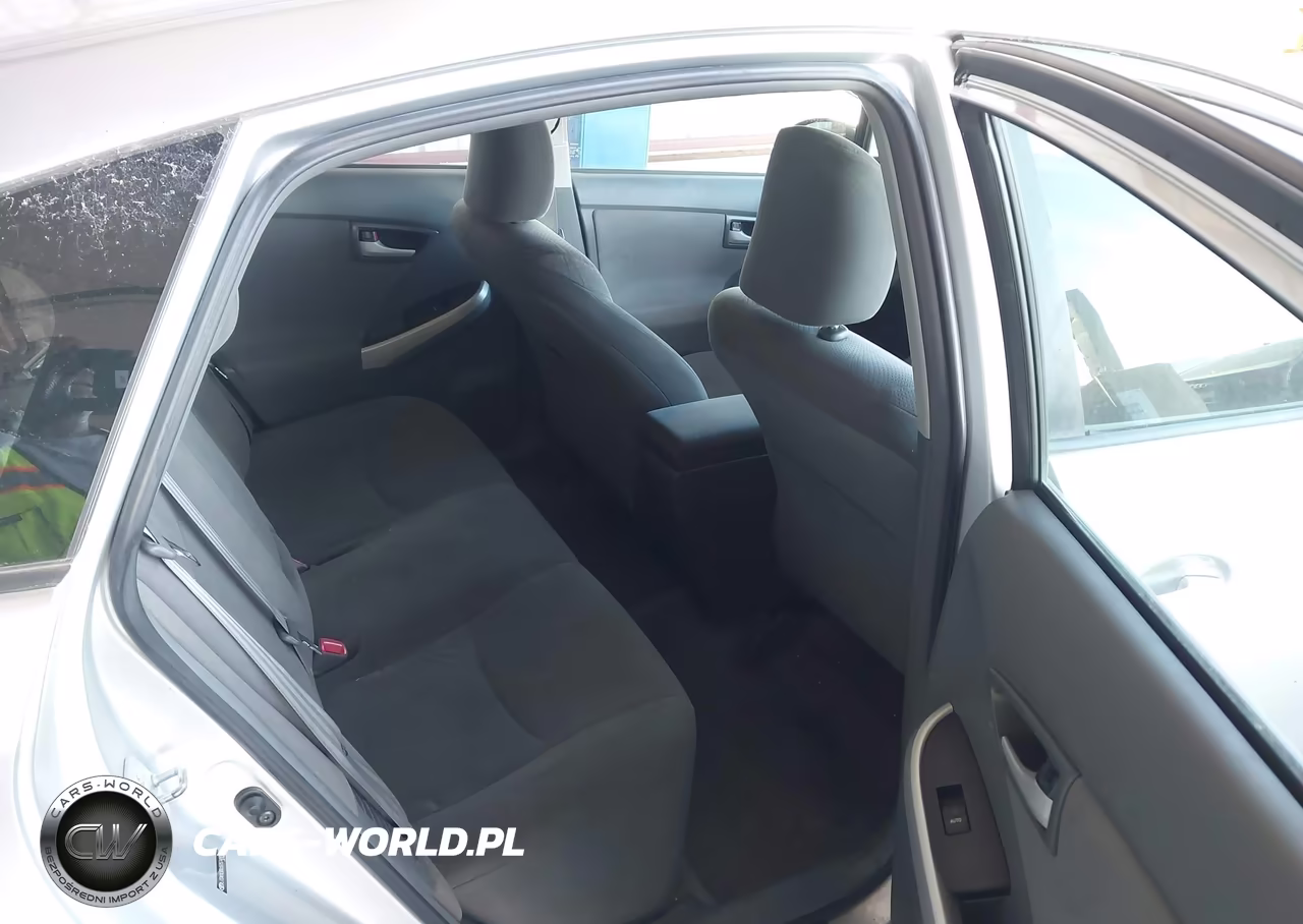 2011 Toyota Prius Two VIN:JTDKN3DU5B5248887 - 8