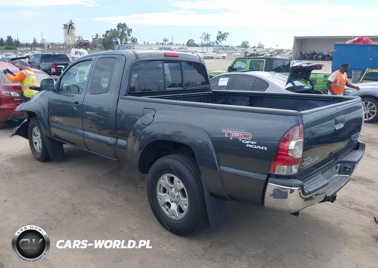 2009 Toyota Tacoma Prerunner V6 VIN:5TETU62N09Z659223 - 3