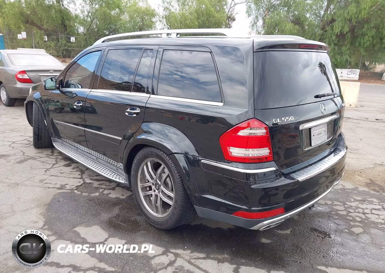 2011 Mercedes-Benz Gl 550 4Matic VIN:4JGBF8GEXBA739585 - 3