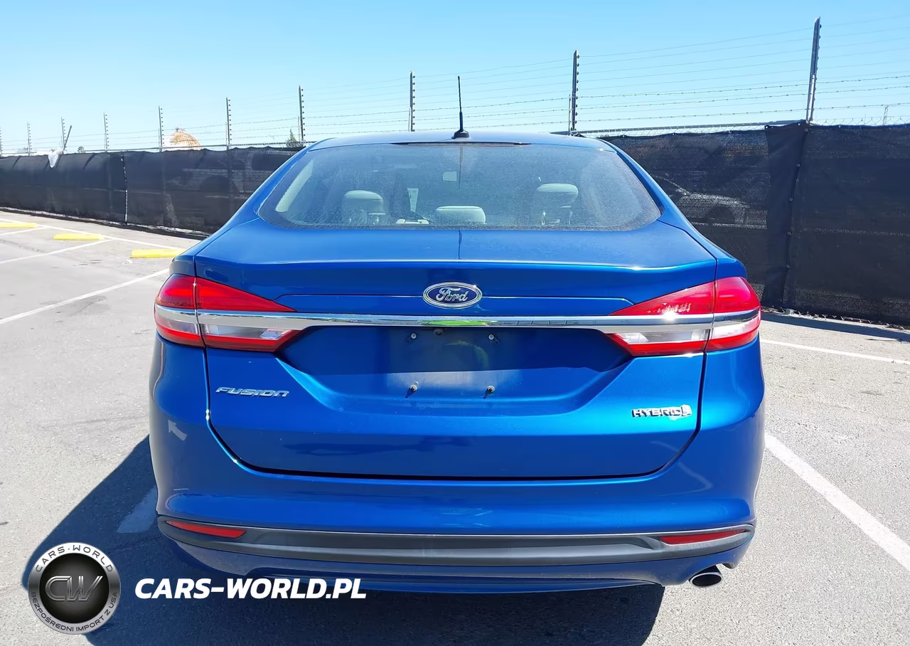 2018 Ford Fusion Hybrid S VIN:3FA6P0UU8JR243579 - 17