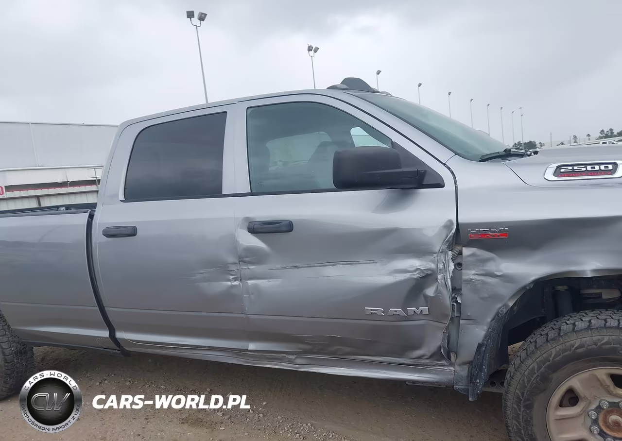 2022 Ram 2500 Tradesman 4X4 8' Box VIN:3C6UR5HJ9NG252406 - 13