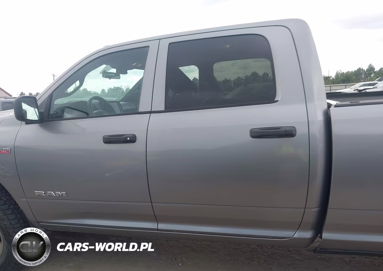 2022 Ram 2500 Tradesman 4X4 8' Box VIN:3C6UR5HJ9NG252406 - 14
