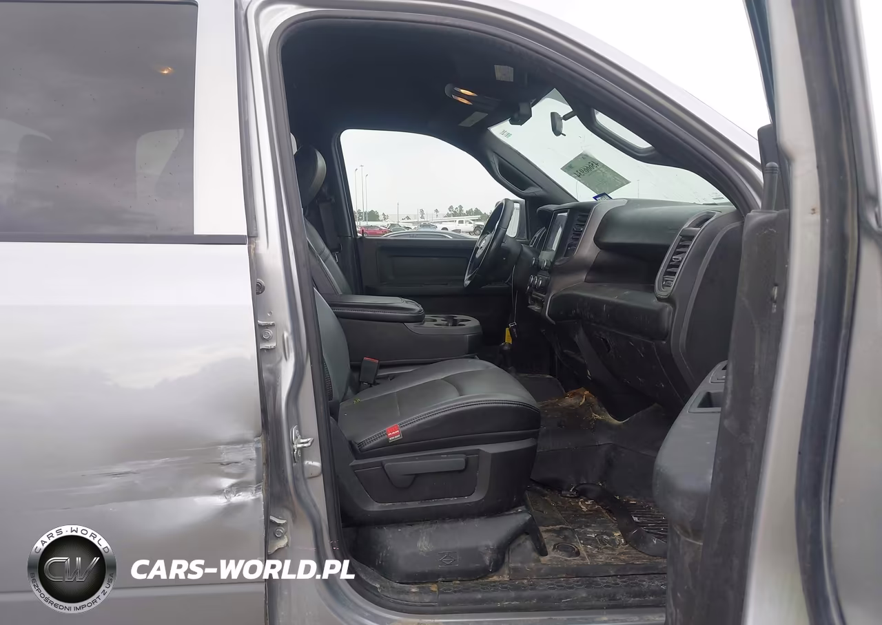2022 Ram 2500 Tradesman 4X4 8' Box VIN:3C6UR5HJ9NG252406 - 5