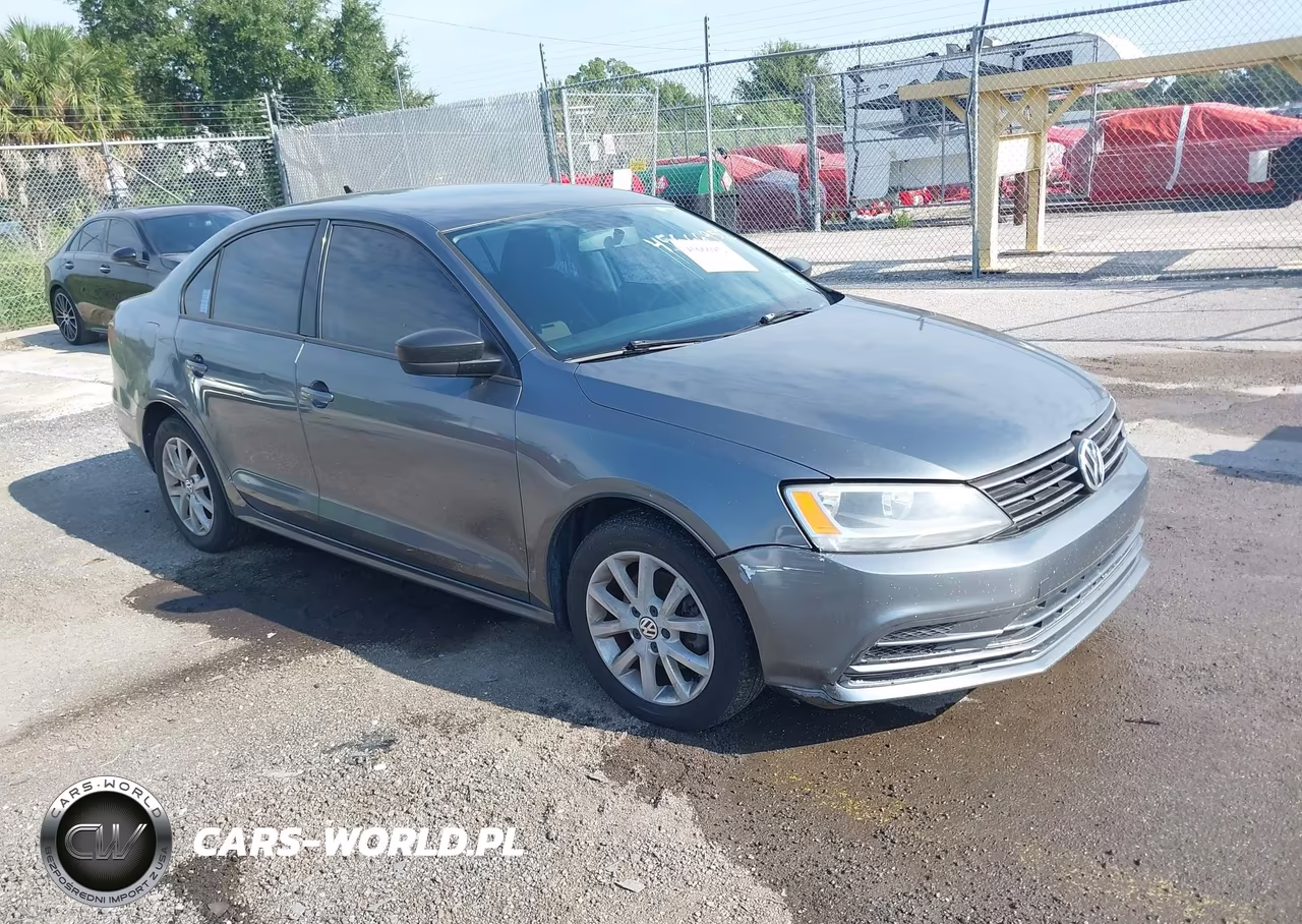 2015 Volkswagen Jetta 1.8T Se – zdjęcie 1 z 11