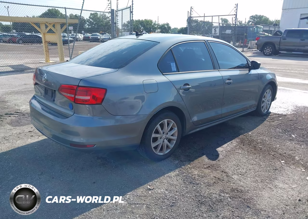 2015 Volkswagen Jetta 1.8T Se VIN:3VWD17AJ6FM225248 - 4