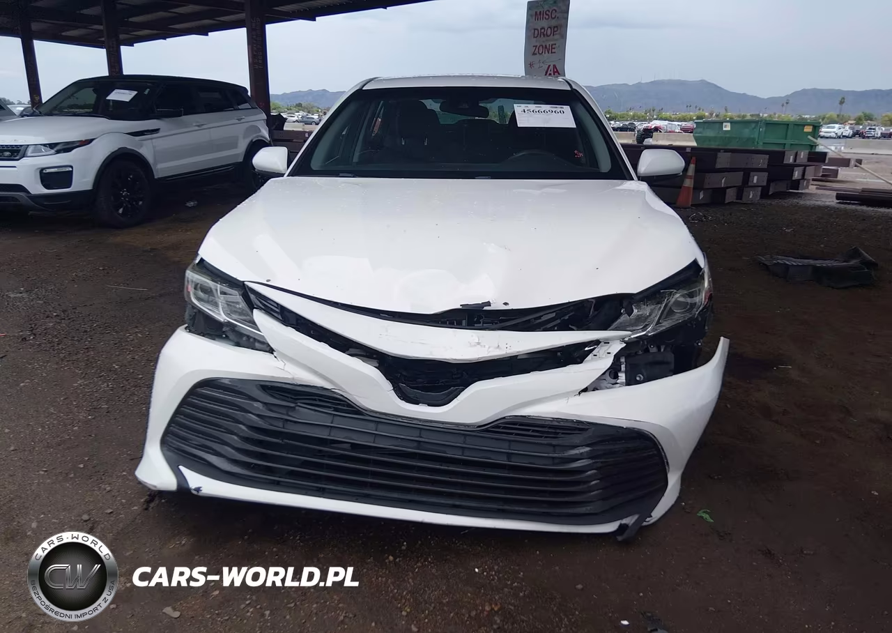 2018 Toyota Camry Le VIN:4T1B11HK3JU528753 - 6