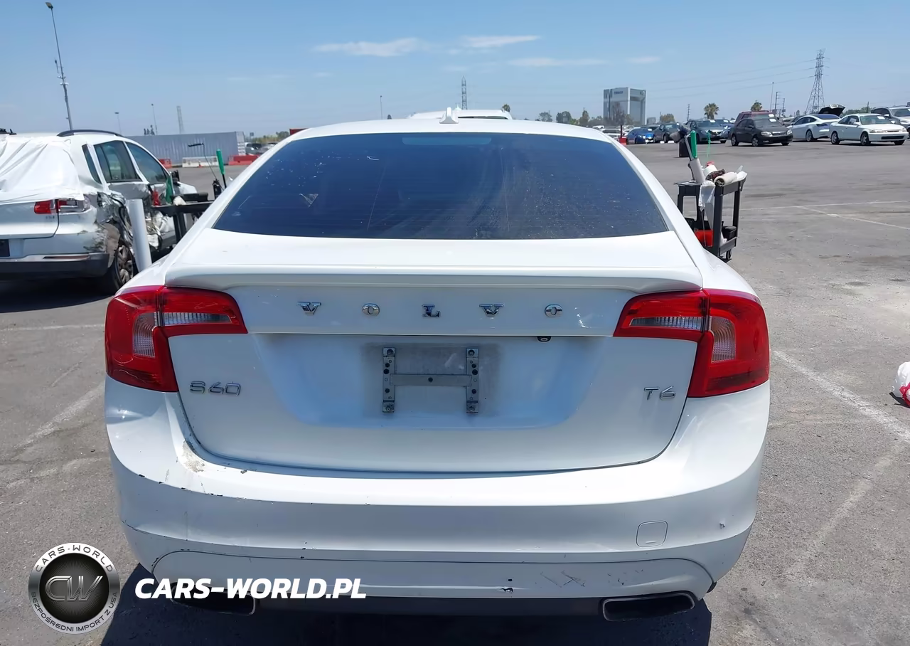 2015 Volvo S60 T6 VIN:YV149MFB7F2318356 - 15