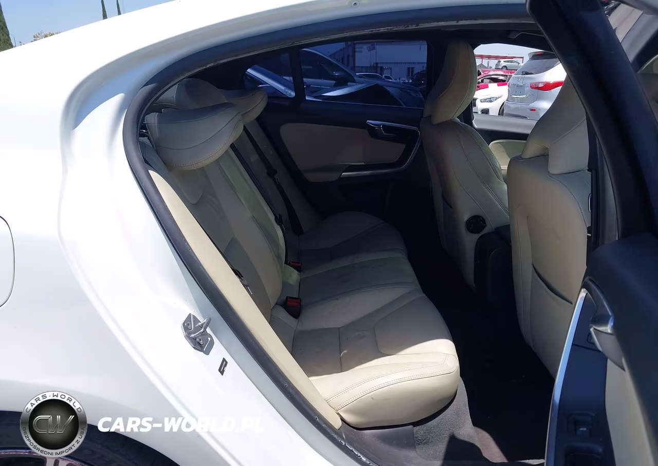 2015 Volvo S60 T6 VIN:YV149MFB7F2318356 - 8
