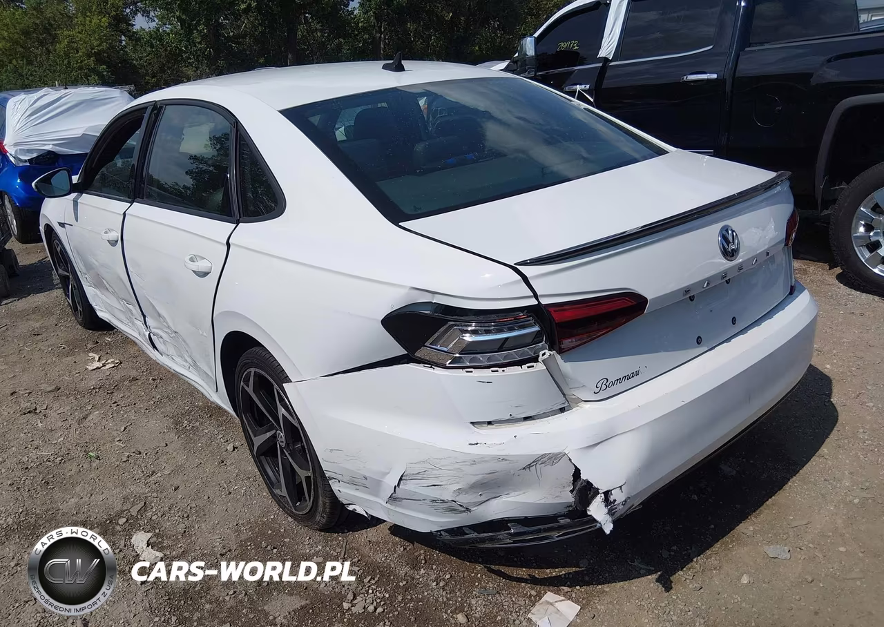 2021 Volkswagen Passat 2.0T R-Line VIN:1VWMA7A38MC008767 - 3