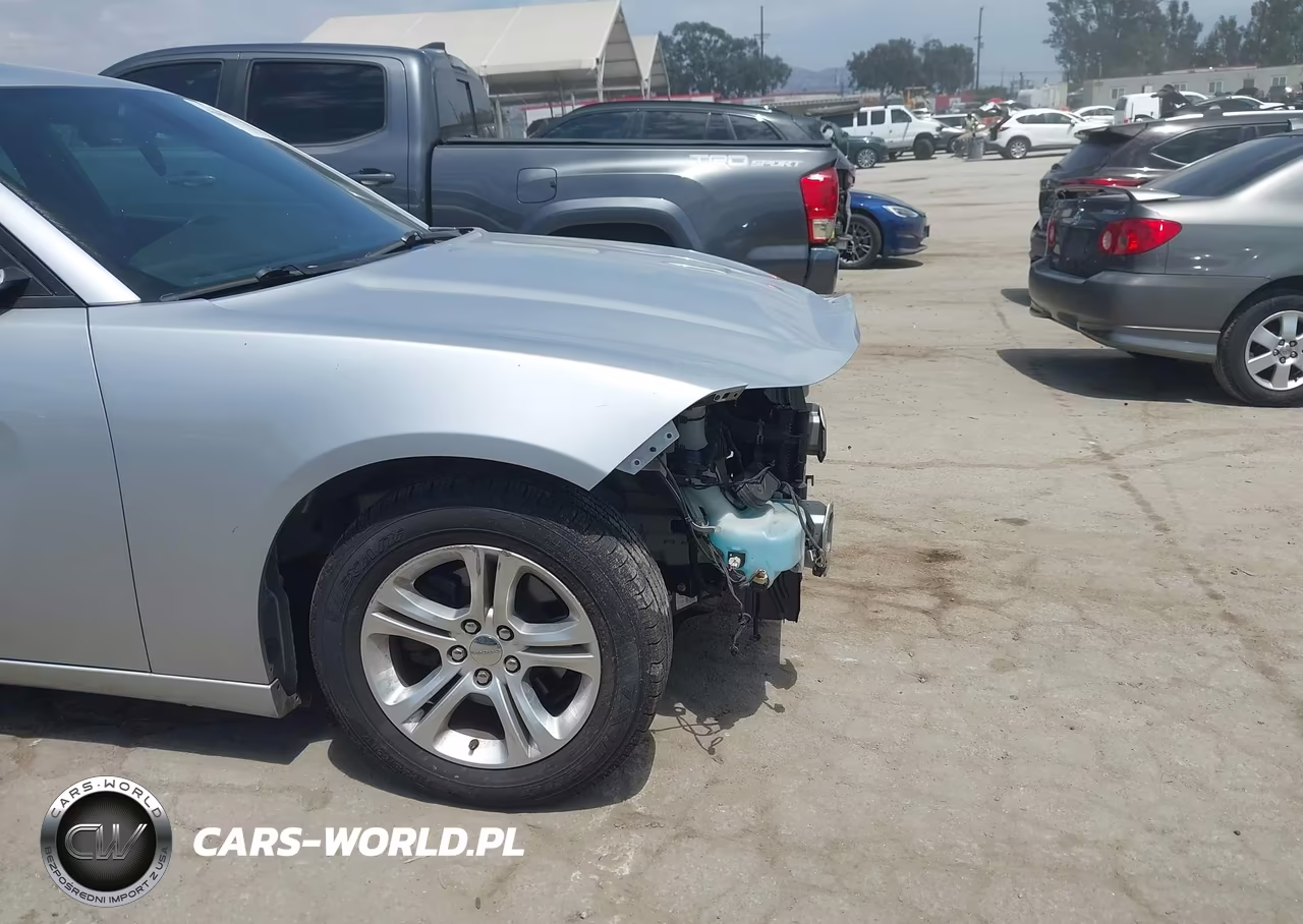 2019 Dodge Charger Sxt Rwd VIN:2C3CDXBG7KH754925 - 18