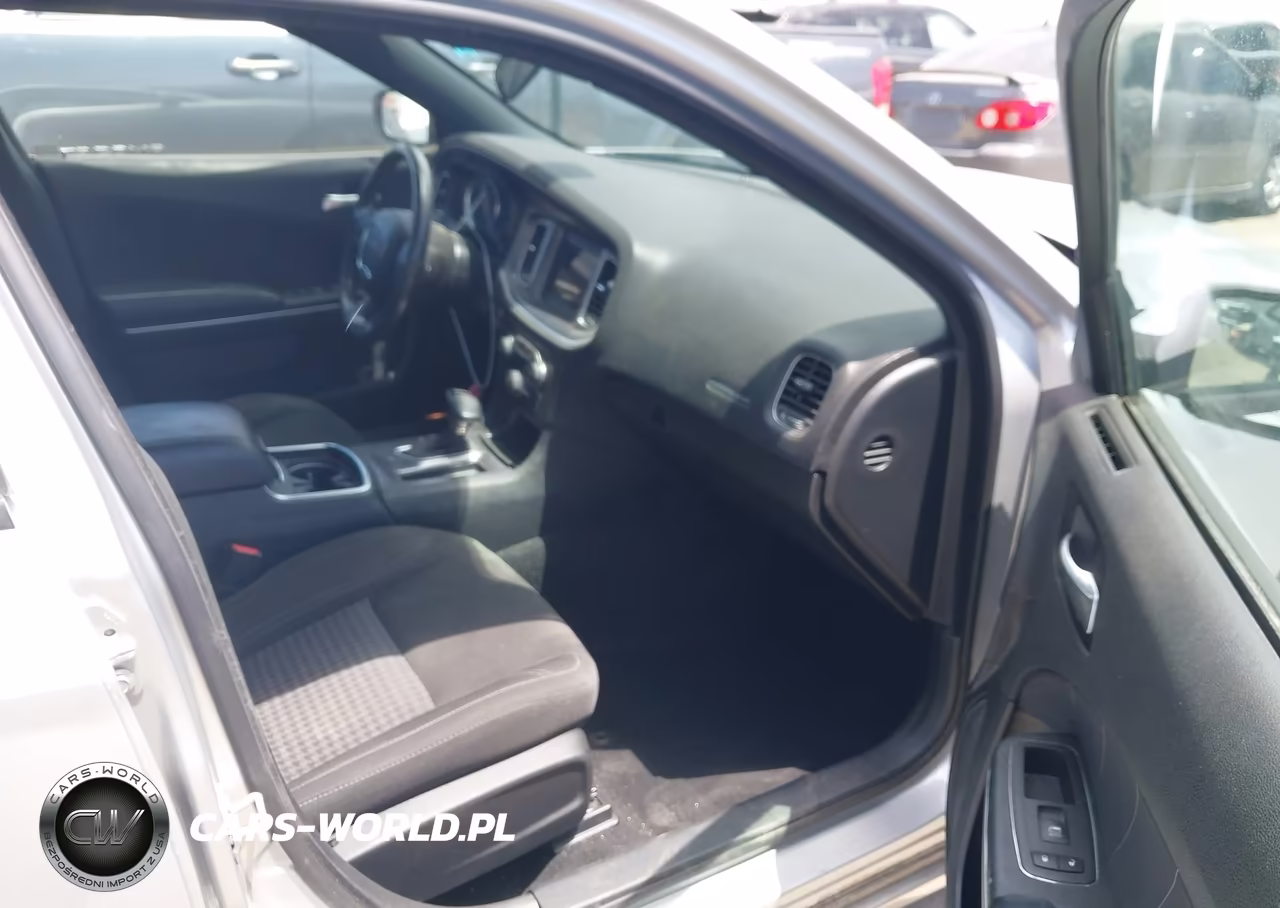 2019 Dodge Charger Sxt Rwd VIN:2C3CDXBG7KH754925 - 5