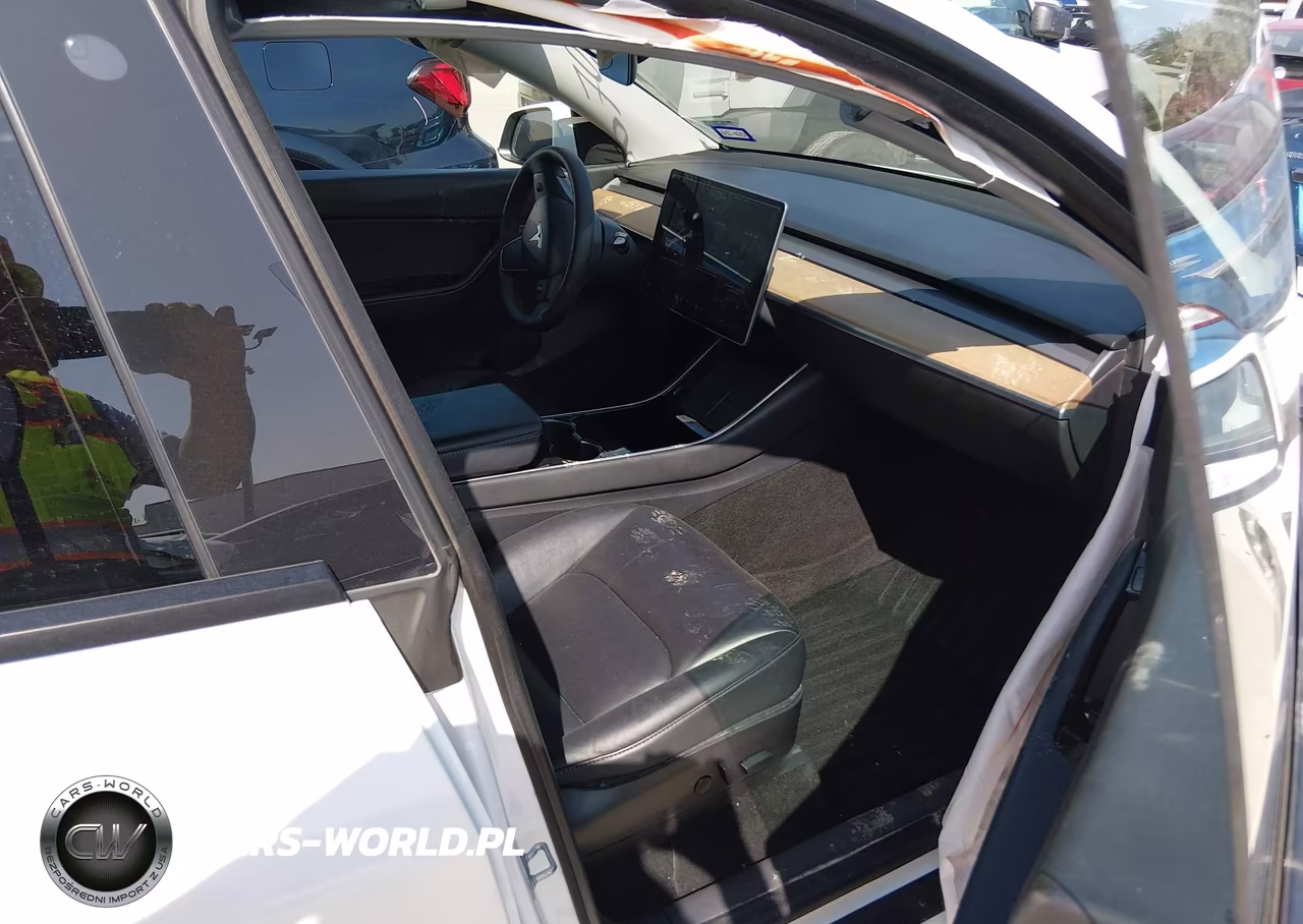 2020 Tesla Model Y Long Range Dual Motor All-Wheel Drive VIN:5YJYGDEE1LF009628 - 5