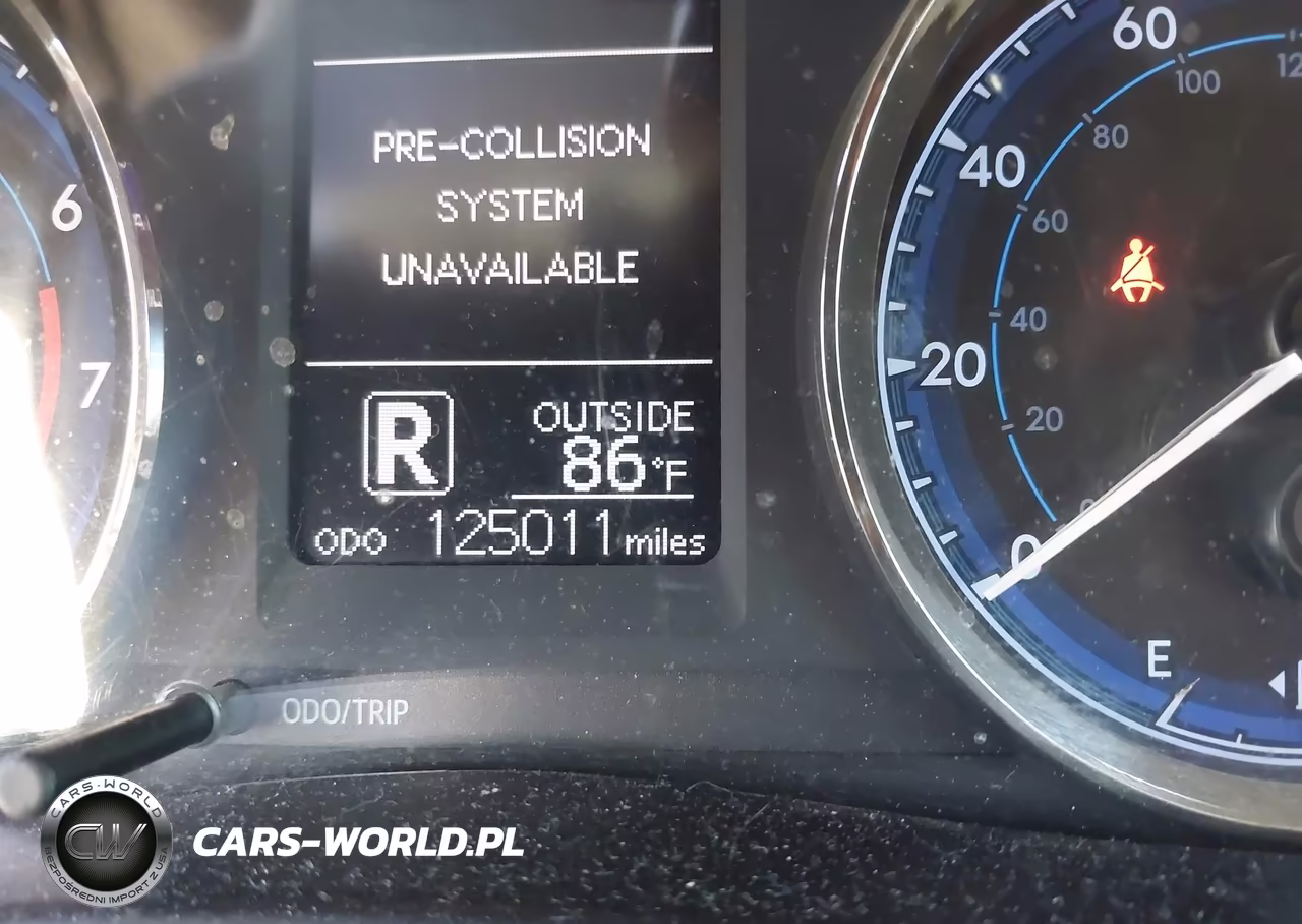 2017 Toyota Corolla Le VIN:5YFBURHE2HP569466 - 15