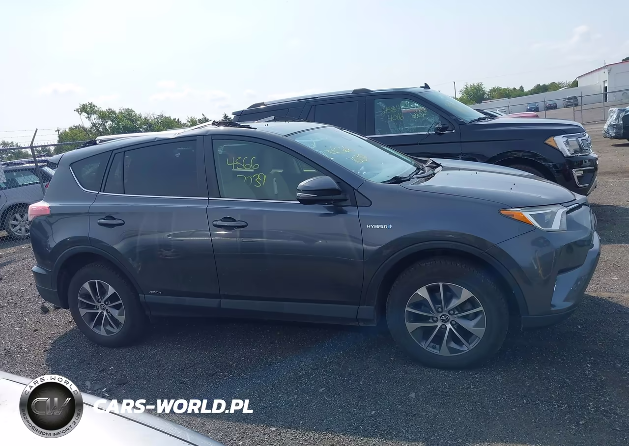 2017 Toyota Rav4 Hybrid Xle VIN:JTMRJREV5HD112102 - 13