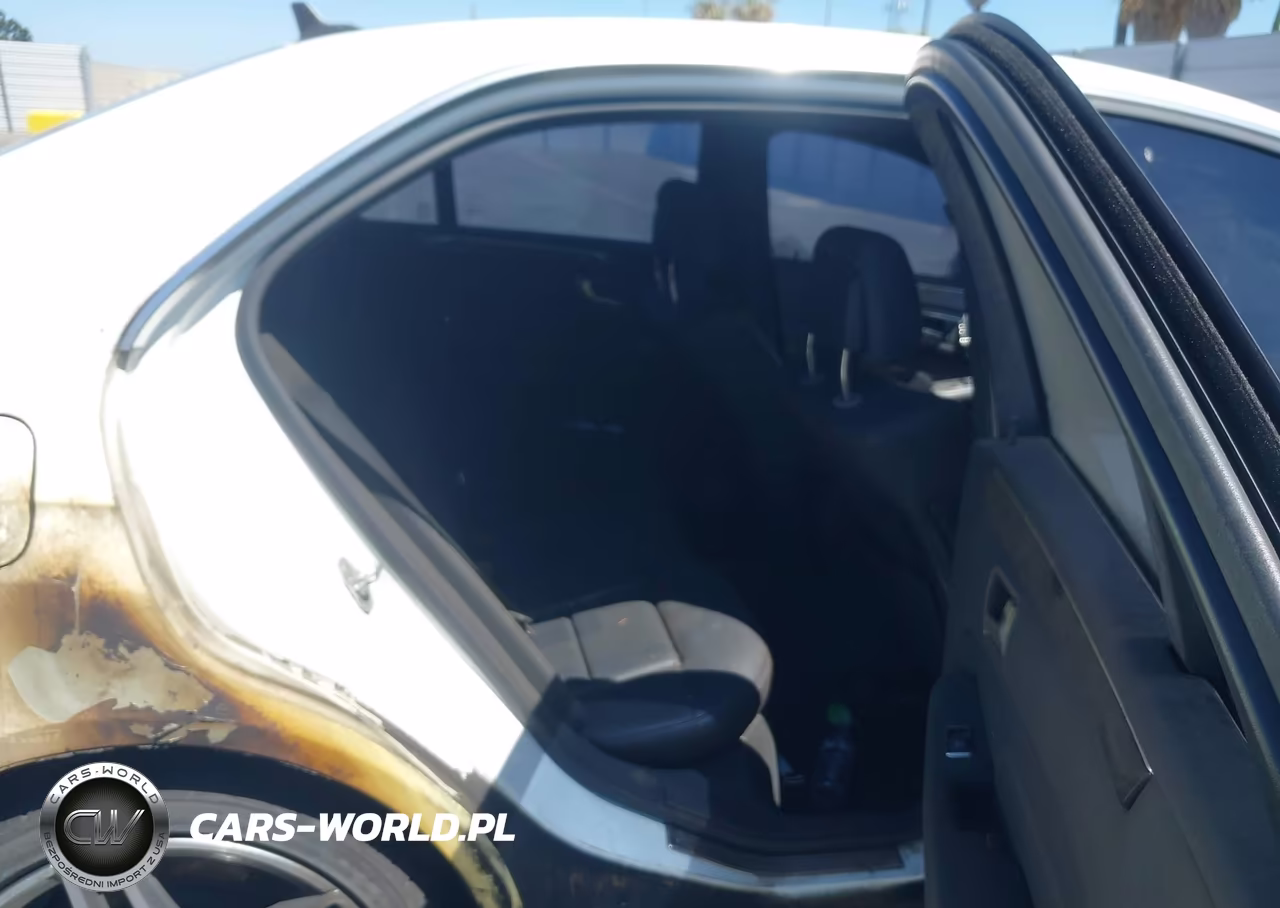 2016 Mercedes-Benz E 350 VIN:WDDHF5KB9GB263640 - 8