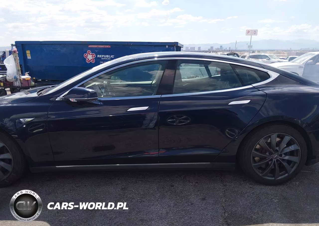 2015 Tesla Model S VIN:5YJSA1H24FFP77759 - 13