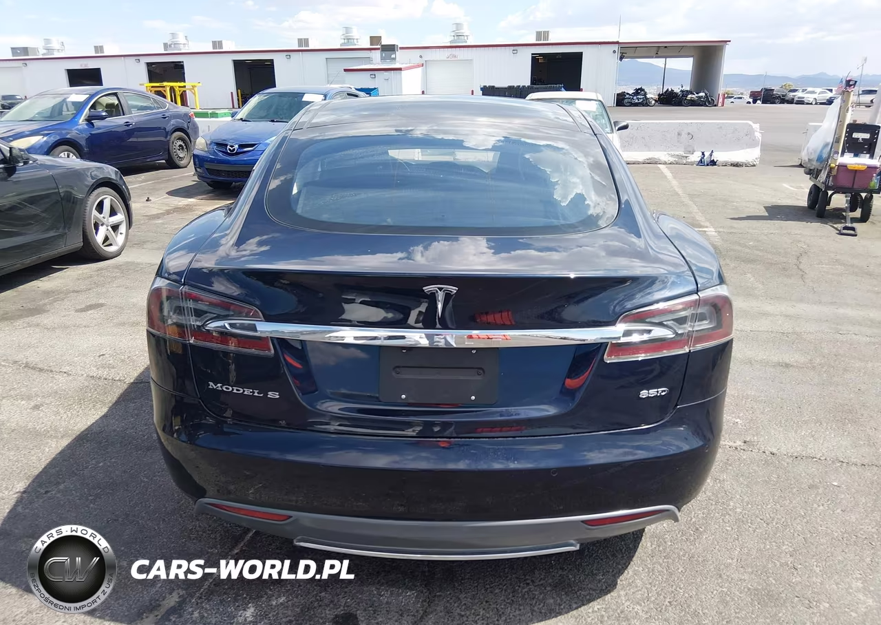 2015 Tesla Model S VIN:5YJSA1H24FFP77759 - 15