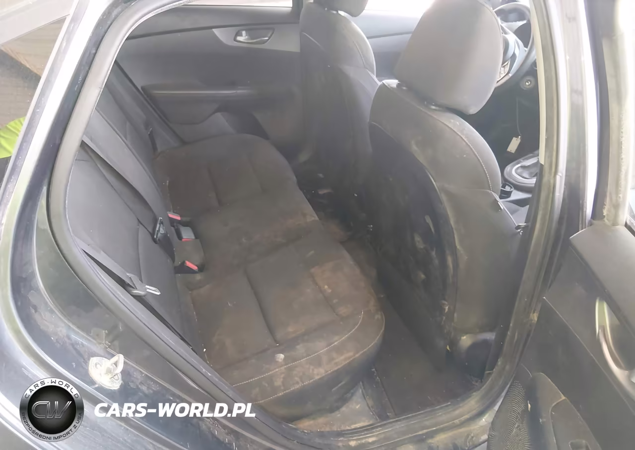 2019 Kia Forte Lxs VIN:3KPF24AD7KE125939 - 8