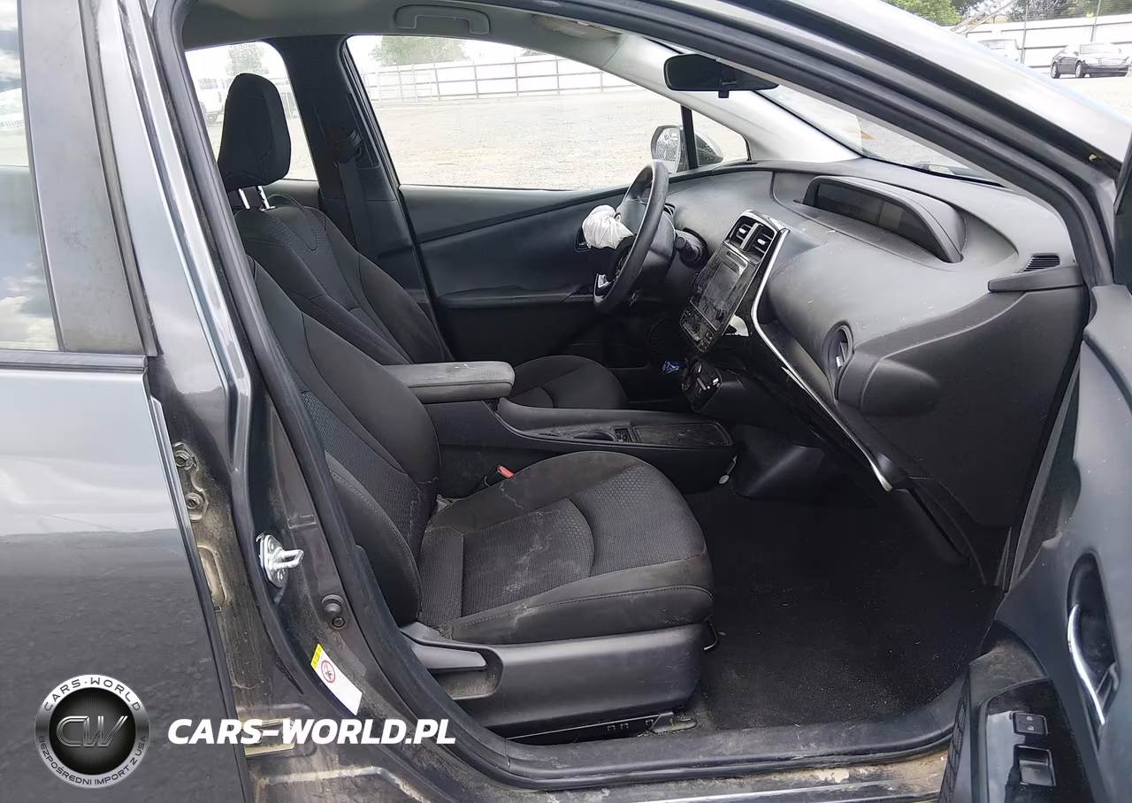 2019 Toyota Prius Le VIN:JTDKARFU3K3075443 - 5