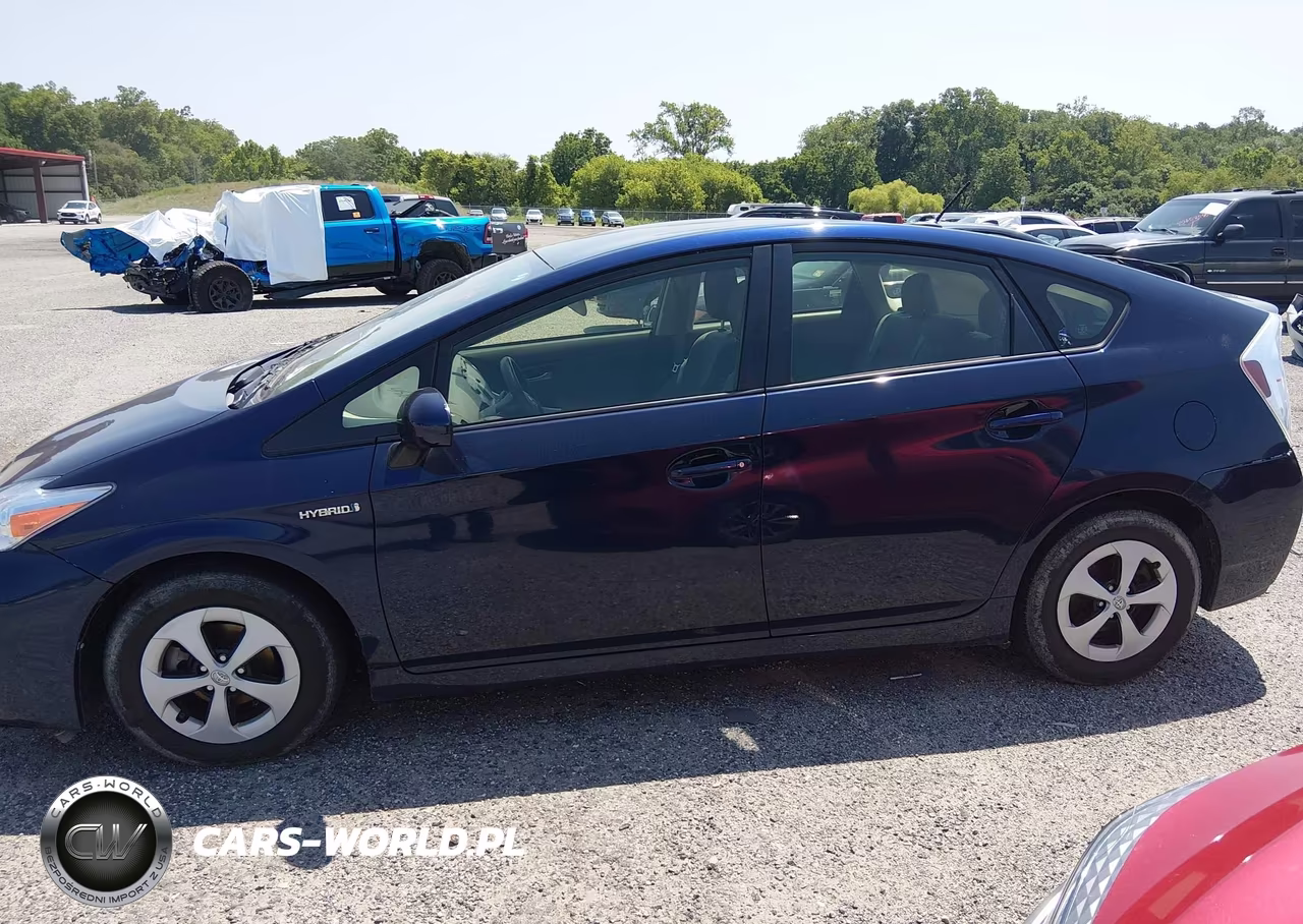 2015 Toyota Prius Three VIN:JTDKN3DU1F1891864 - 14