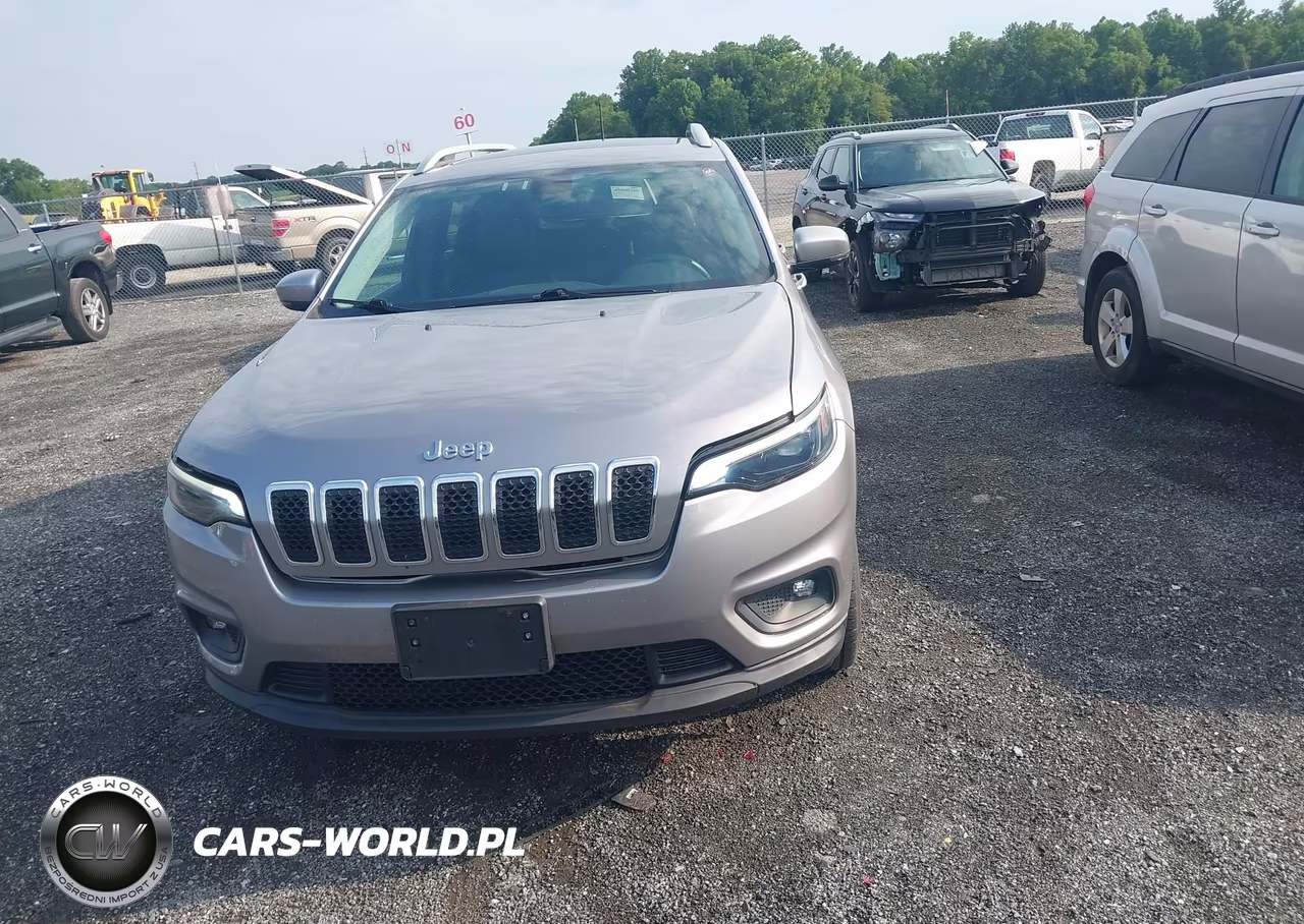 2019 Jeep Cherokee Latitude Plus 4X4 VIN:1C4PJMLB4KD101344 - 12