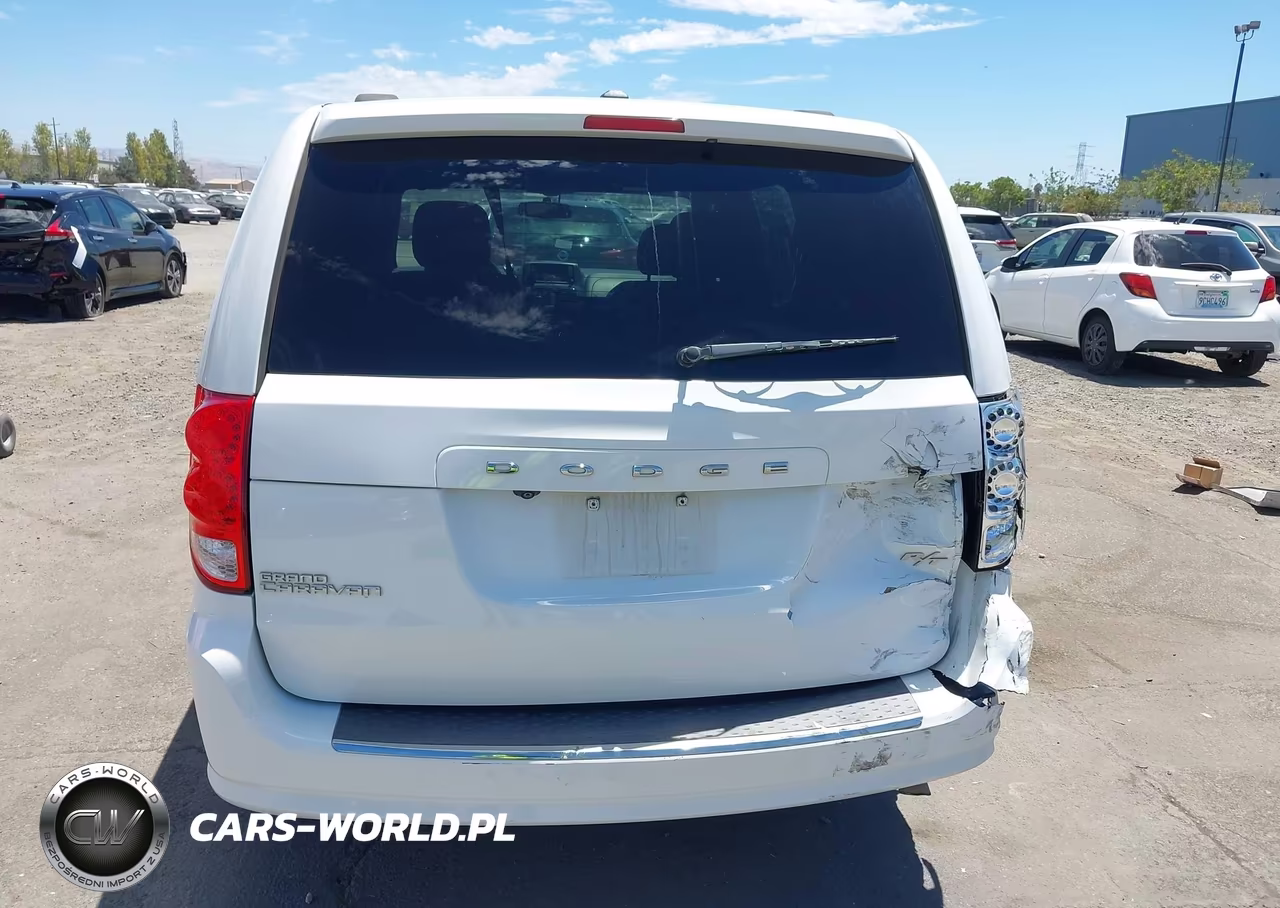 2016 Dodge Grand Caravan R-T VIN:2C4RDGEG8GR277585 - 16