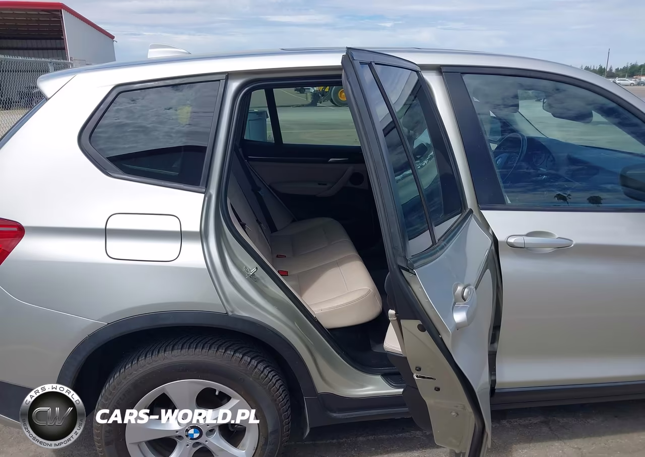 2012 BMW X3 xDrive28I VIN:5UXWX5C5XCL722197 - 8