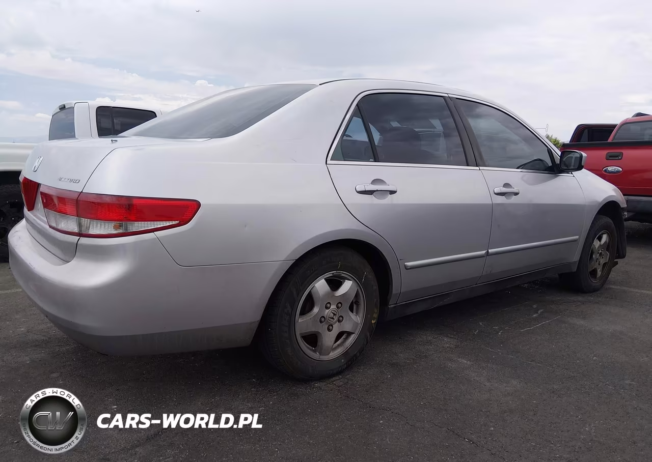2003 Honda Accord Sdn Lx VIN:3HGCM56333G703710 - 4