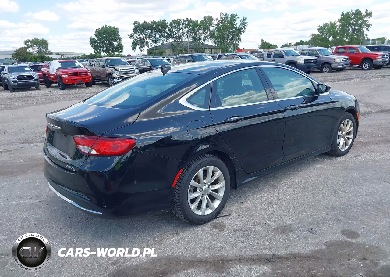 2015 Chrysler 200 C VIN:1C3CCCCB8FN714378 - 4