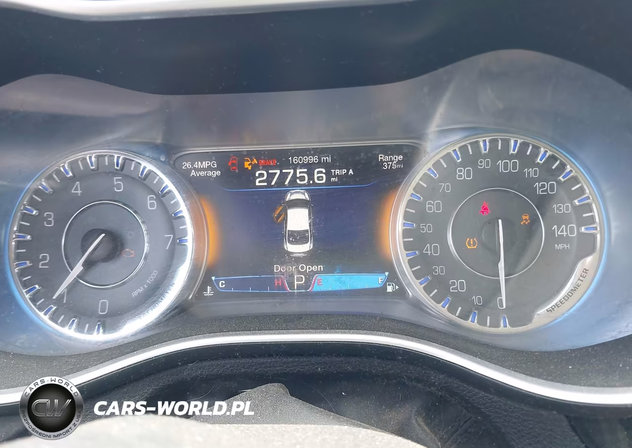 2015 Chrysler 200 C VIN:1C3CCCCB8FN714378 - 7