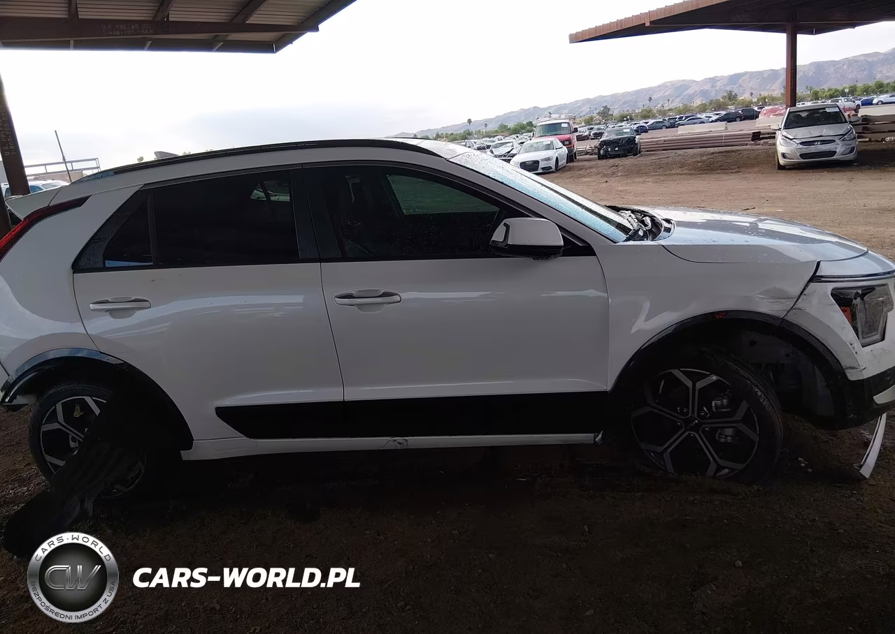 2023 Kia Niro Sx Touring VIN:KNDCT3LE7P5060383 - 12