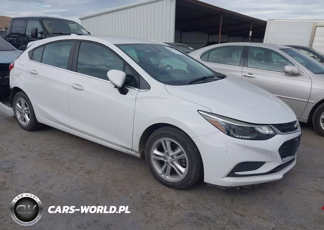 2018 Chevrolet Cruze Lt Auto – zdjęcie 1 z 16