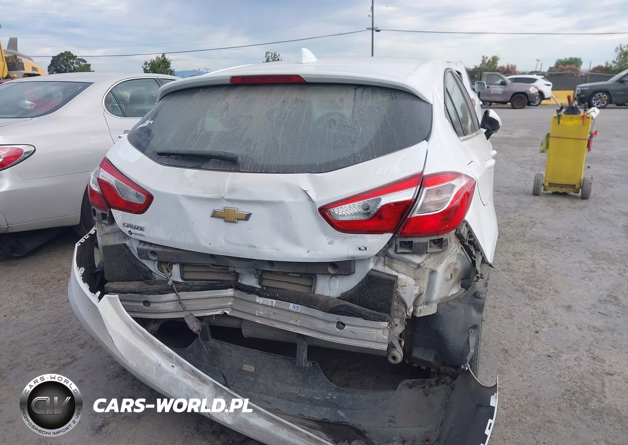 2018 Chevrolet Cruze Lt Auto VIN:3G1BE6SM6JS587790 - 16