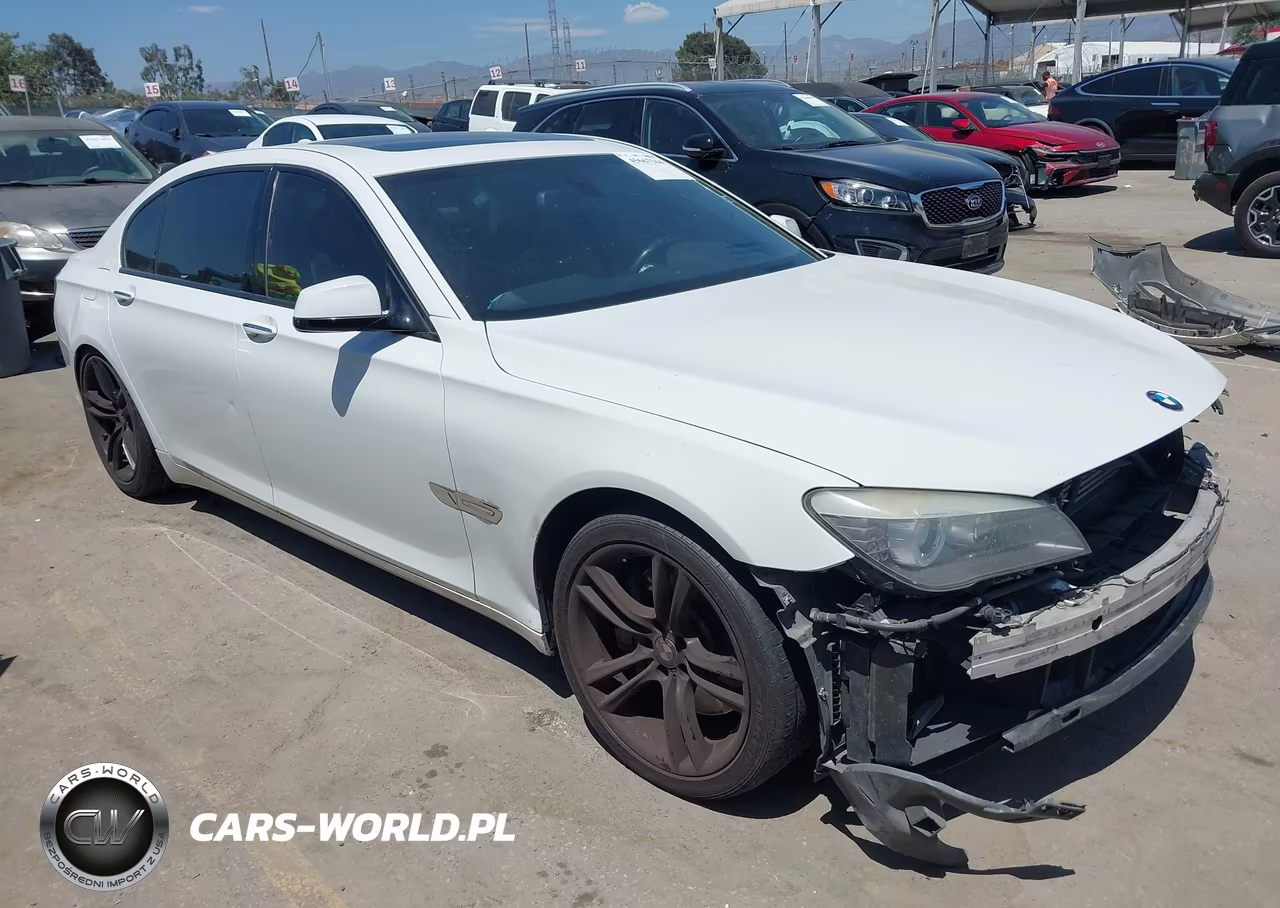 2012 BMW 750Li