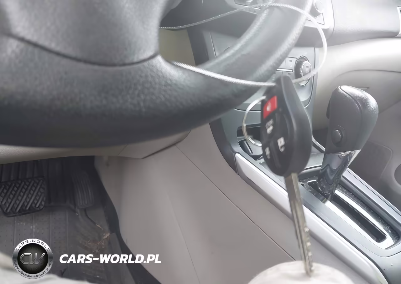 2016 Nissan Sentra S VIN:3N1AB7AP3GY324601 - 11