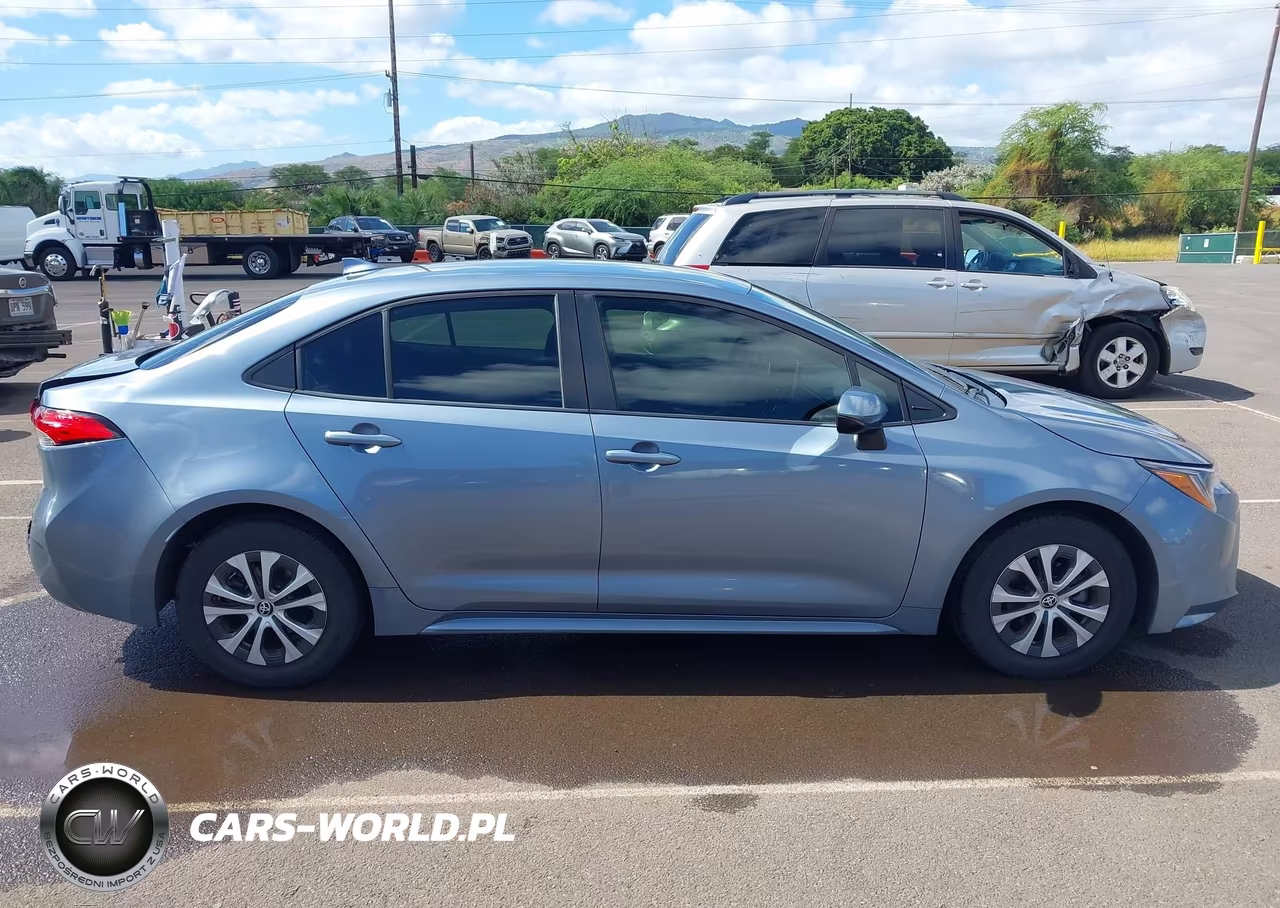 2022 Toyota Corolla Hybrid Le VIN:JTDEAMDEXNJ047151 - 13