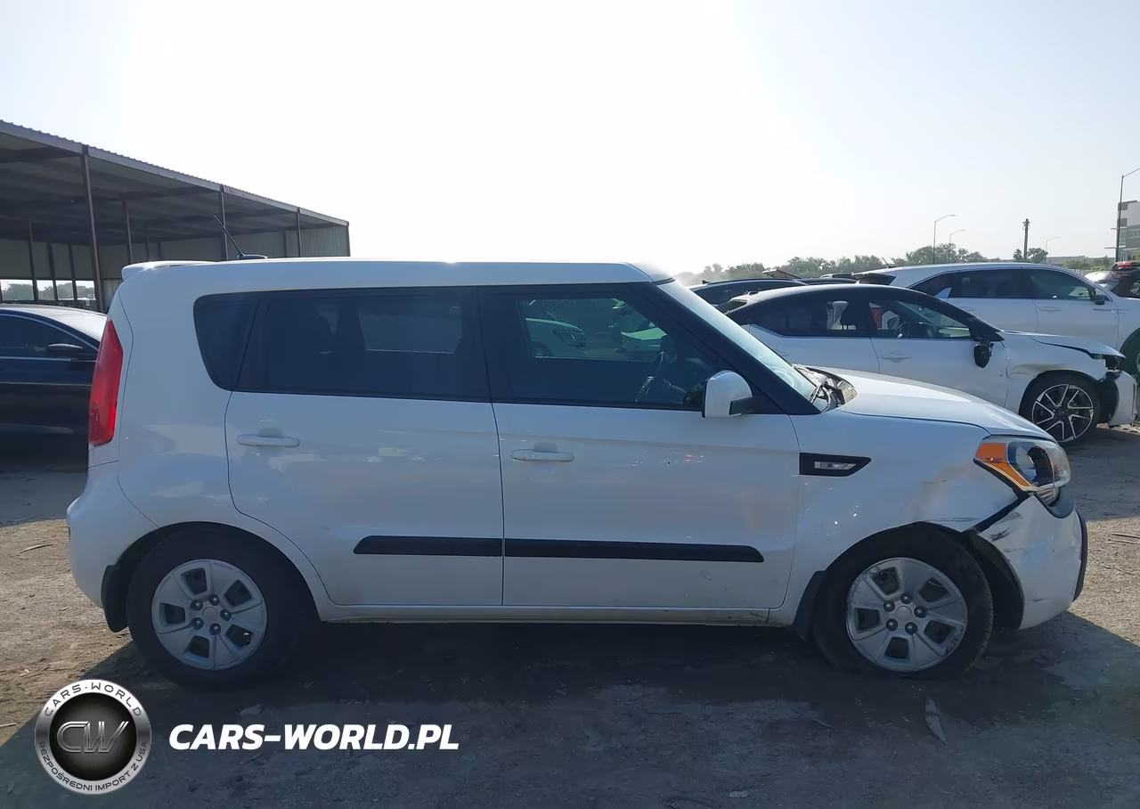 2013 Kia Soul VIN:KNDJT2A56D7772162 - 13