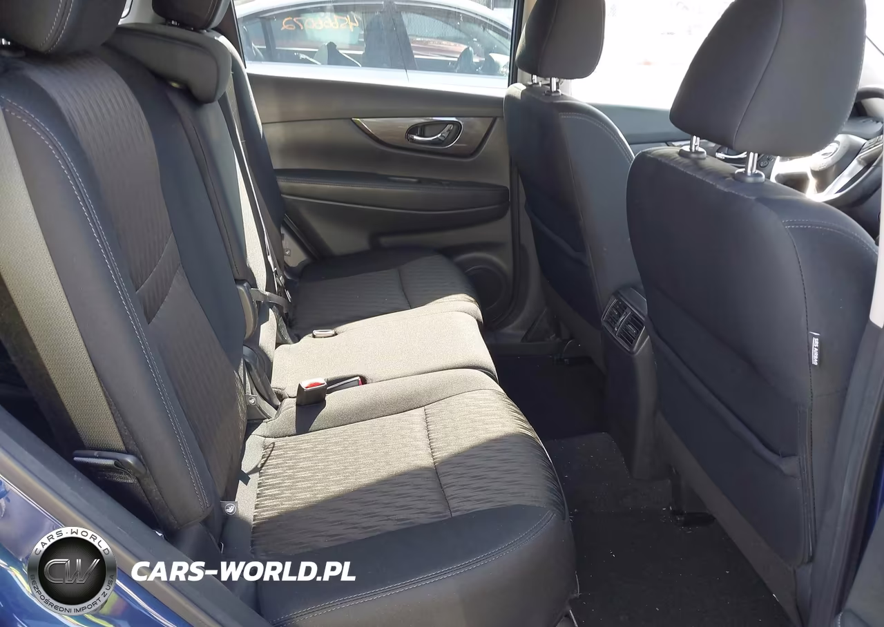 2019 Nissan Rogue S VIN:5N1AT2MV2KC812362 - 8