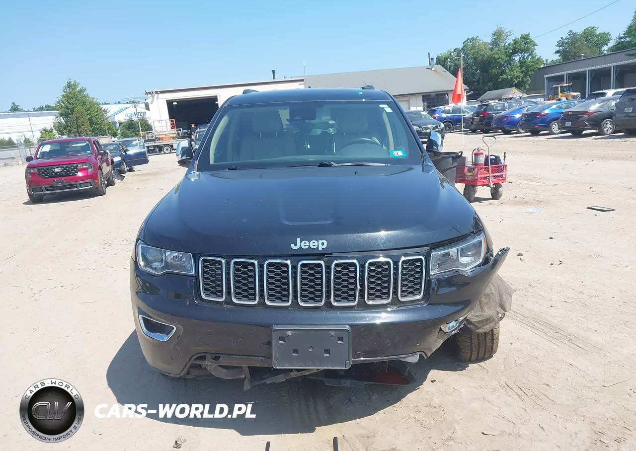2018 Jeep Grand Cherokee Limited 4X4 VIN:1C4RJFBG5JC384701 - 11