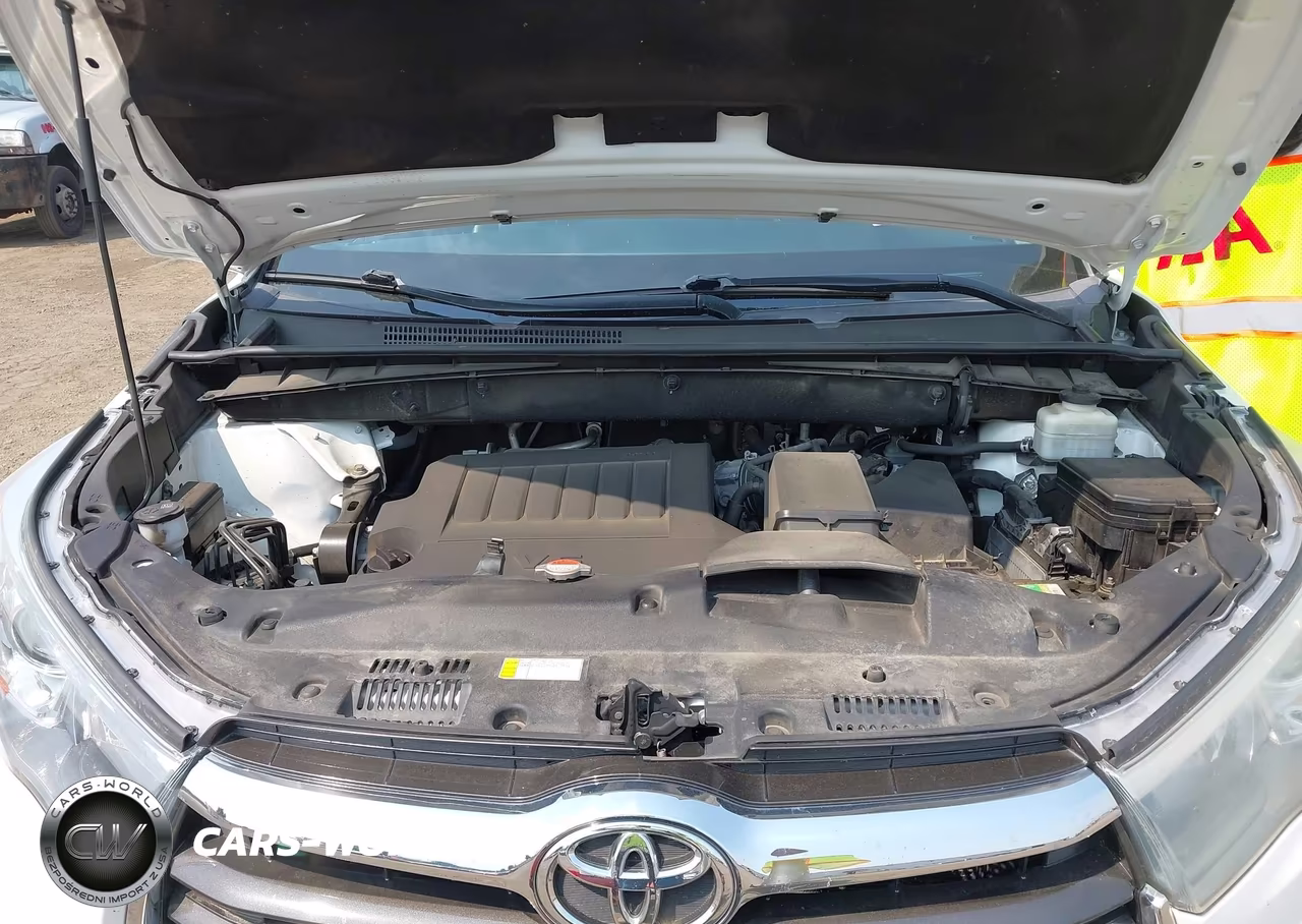 2016 Toyota Highlander Xle V6 VIN:5TDJKRFH1GS246014 - 10