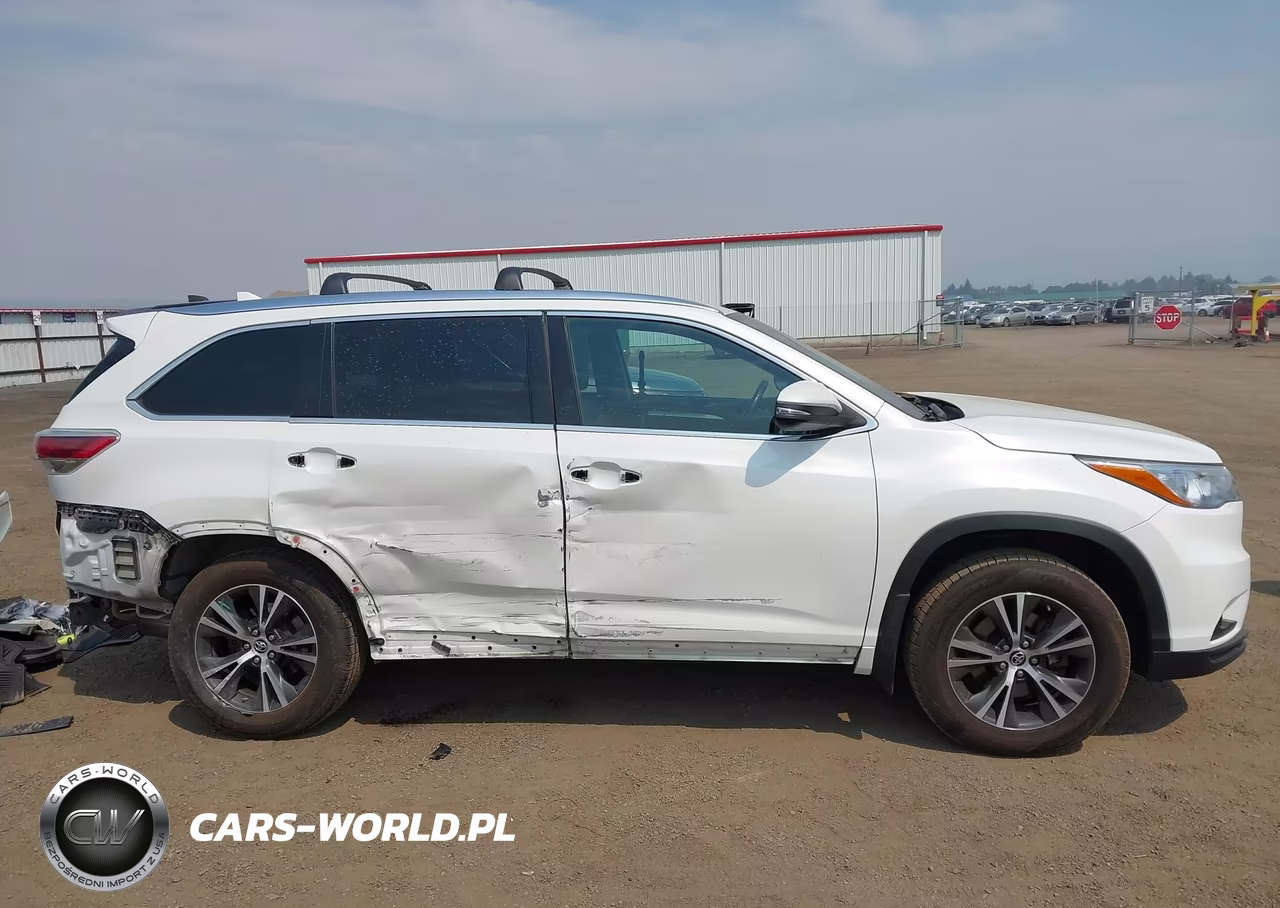 2016 Toyota Highlander Xle V6 VIN:5TDJKRFH1GS246014 - 14