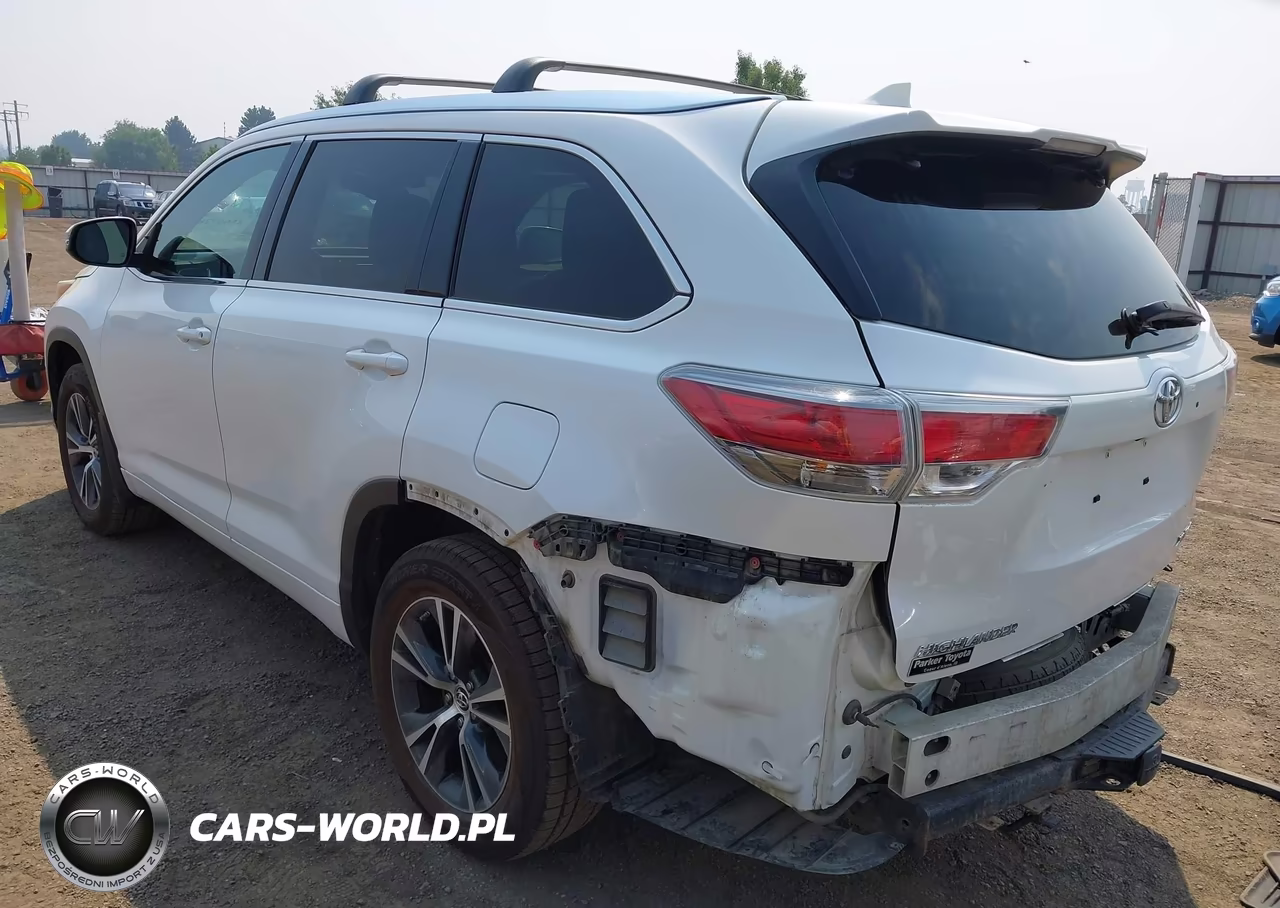 2016 Toyota Highlander Xle V6 VIN:5TDJKRFH1GS246014 - 3