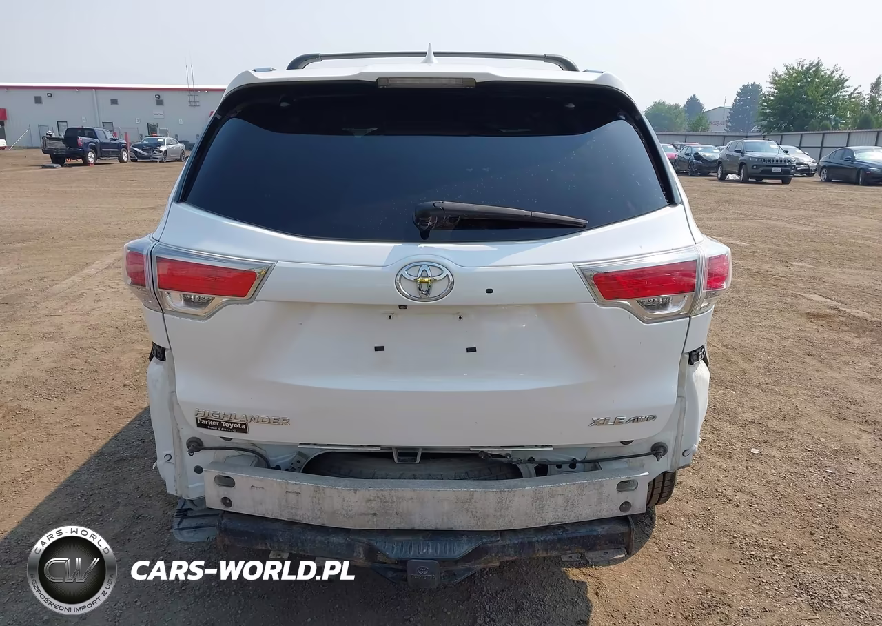 2016 Toyota Highlander Xle V6 VIN:5TDJKRFH1GS246014 - 6